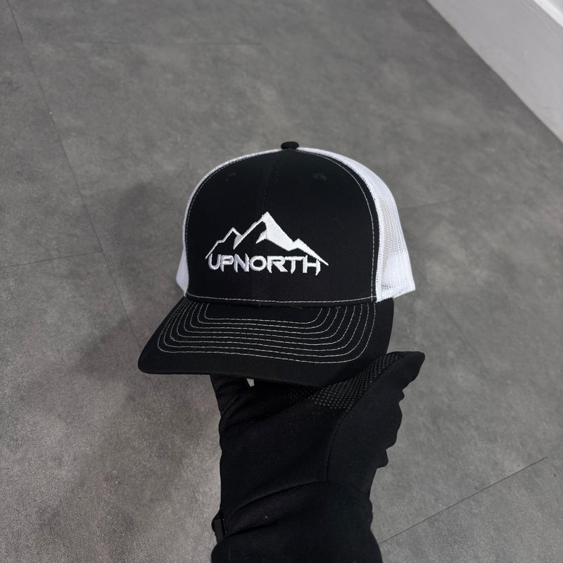 UPNORTH CAP - WHITE/BLACK